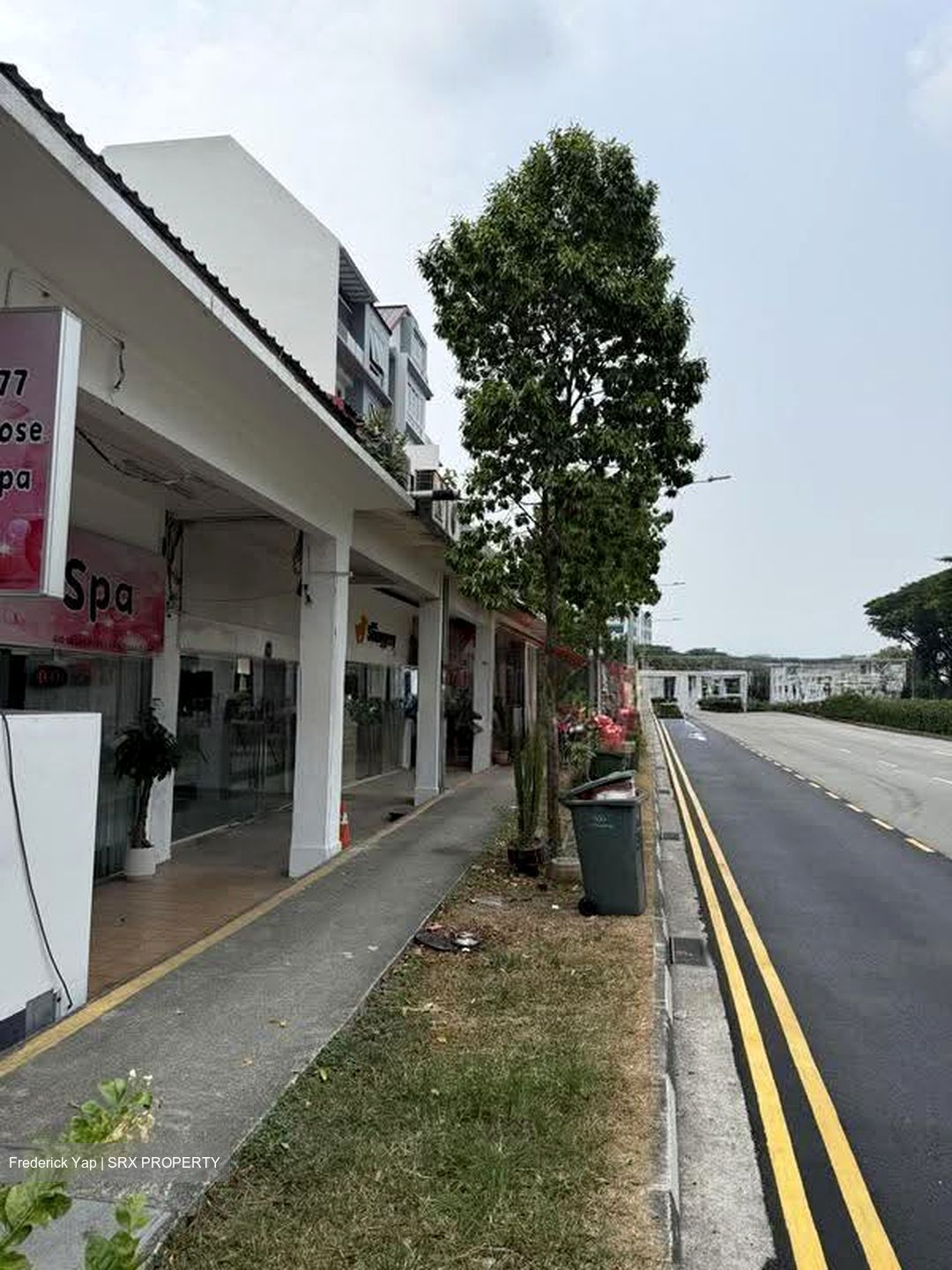 Upper Paya Lebar Road (D19), Shop House #609504691